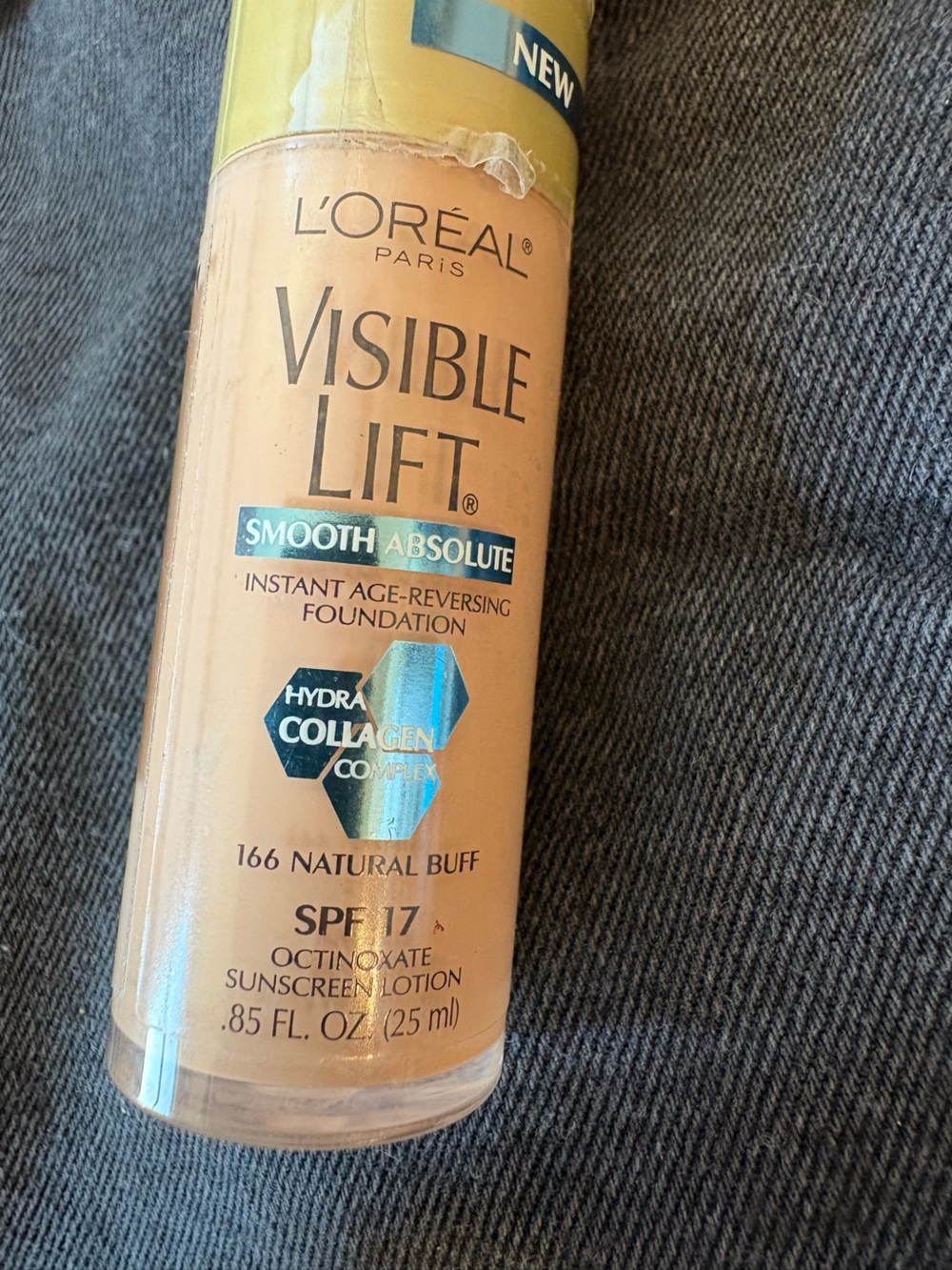 L'Oreal Visible Lift Foundation - Natural Buff (beige)